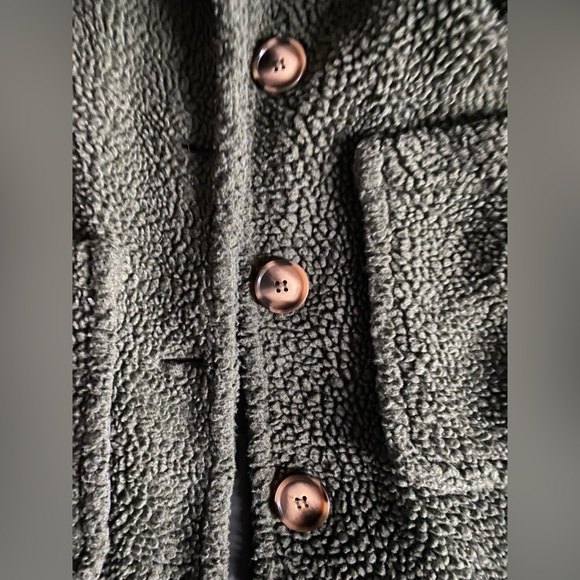 Green Teddy Winter coat - Picture 3 of 5